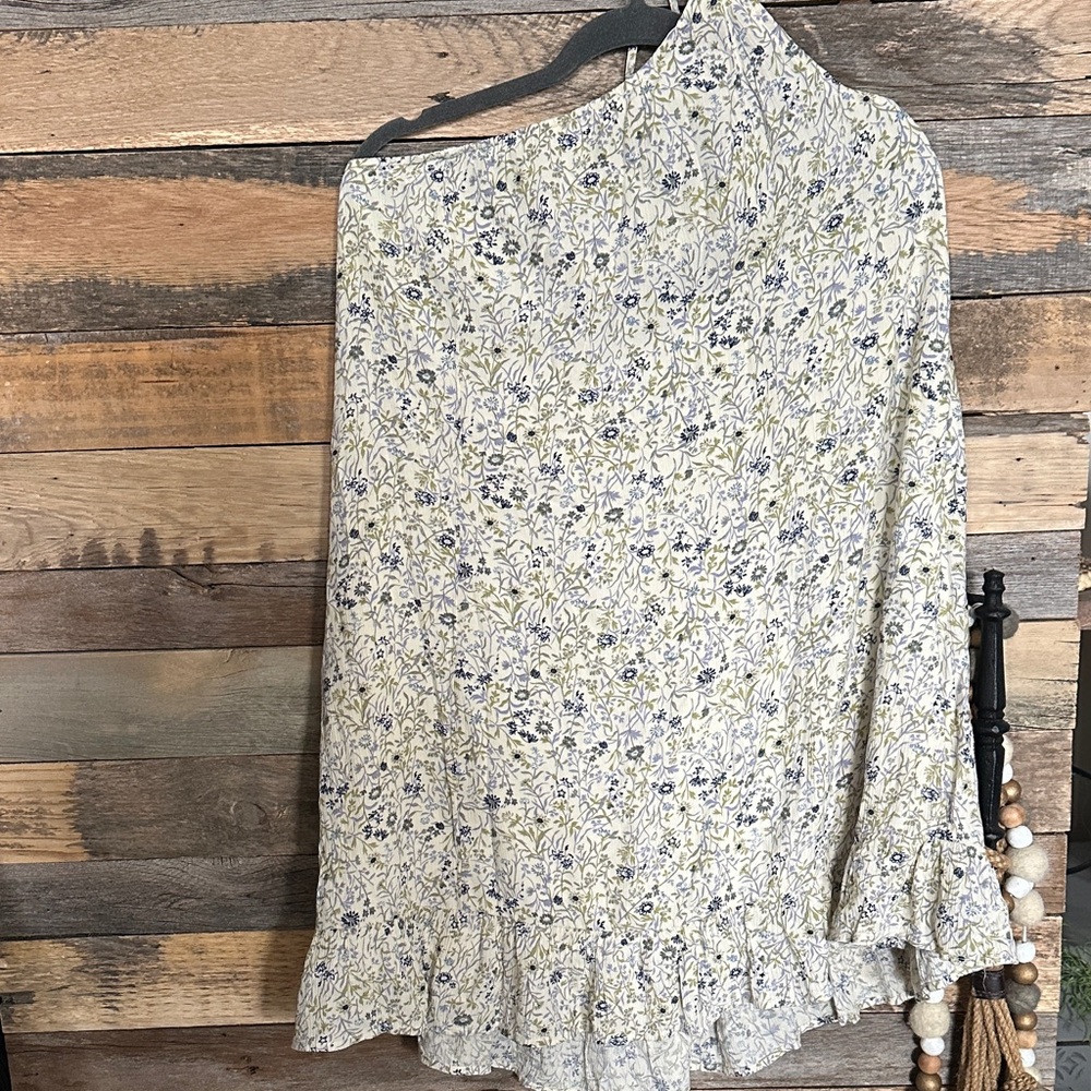 American Eagle .. nwt Floral Asymmetrical dress